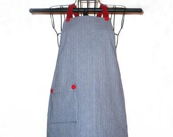 CHILD'S  REVERSIBLE APRON Age 3-8 Adjusts for Height Blue and White Stripes  Red Buttons