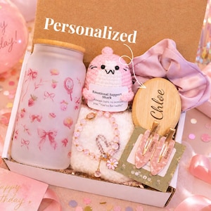 Custom Teenage Girl Birthday Presents Teen Girls Comfort Boxes Flower Girl Gifts for Niece Birthday First Period Care Package Hug in a Box