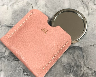 【日本入手困難】Leather mirror case pendant il_340x270.1602488917_alin.jpg