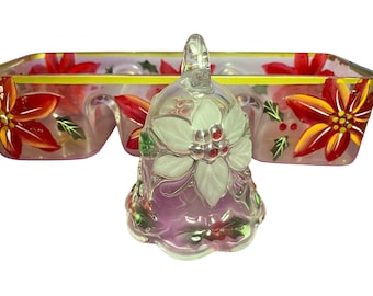 Juego de campana de cristal Mikasa Holiday Bloom vintage y plato para aperitivos de 3 secciones, color flor de Pascua