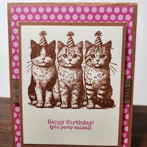 Carte de voeux fait main joyeux anniversaire animal chat rose