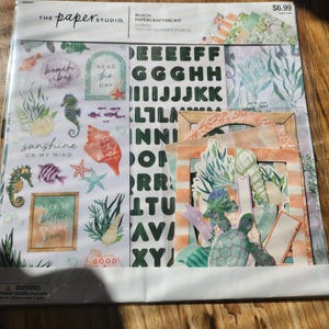 Kit de manualidades de papel de playa de 30 x 30 cm de The Paper Studio