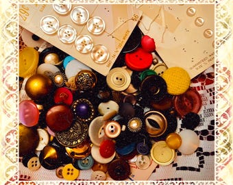 300 Mixed Sewing Button Lots - Buttons, Vintage, Modern, Shell Buttons, Celluloid, Bakelite, Scrapbooking, Crafting, Sewing, Twee, Whimsical