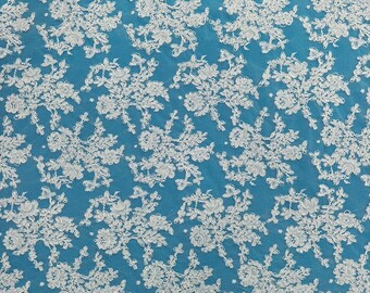 White Corded Alencon Lace Fabric: Floral Embroidery Bridal Gown Lace