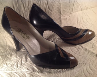 Vintage Black Tan leather Garolini Womens Shoe Pumps Made In Italy Sz 8M