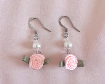 la vie en rose earrings ⊹ coquette cottagecore dollette elegant floral pink parisian rococo rosette shoujo girl spring vintage pearl jewelry
