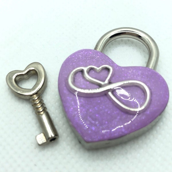 Infinity Heart Locking Clasp Lock