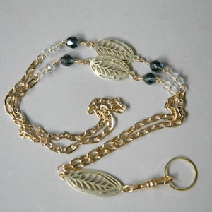 Gold Accented Glass Beads Fancy Leaf ID/Eyeglass Detachable Ring Badge Lanyard