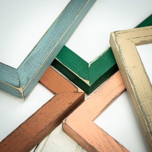 Weathered Emily - Choose Your Color/Size - Handmade Picture Frame - Solid Wood - Earthy Tones - Custom Sizes - Gallery Wall Decor immagine 2