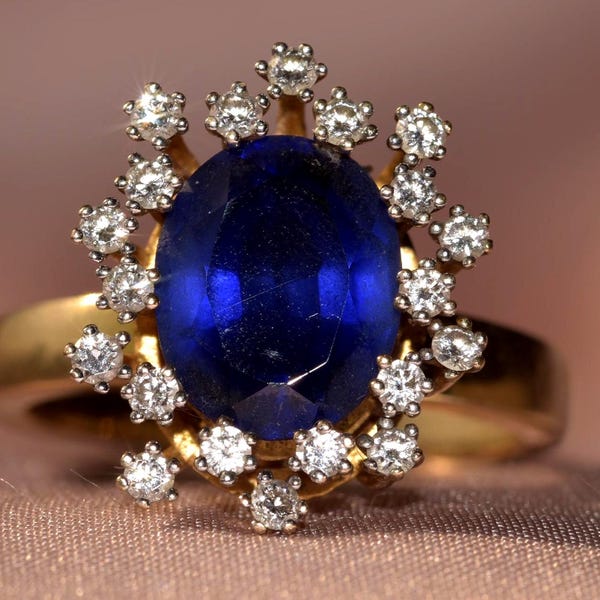 Blue Sapphire Engagement Ring 4 Ct Oval Solitaire & Princess Diana-Inspired Moissanite Cluster