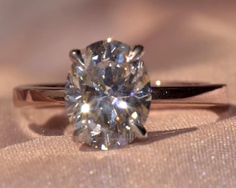 Anillo de compromiso de moissanita ovalada de 3 quilates: solitario de oro de 14 k o plata de ley