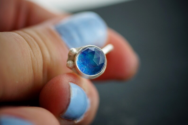 Bague opale aurore bleue Taille 5,5 Facetté Argent sterling image 7