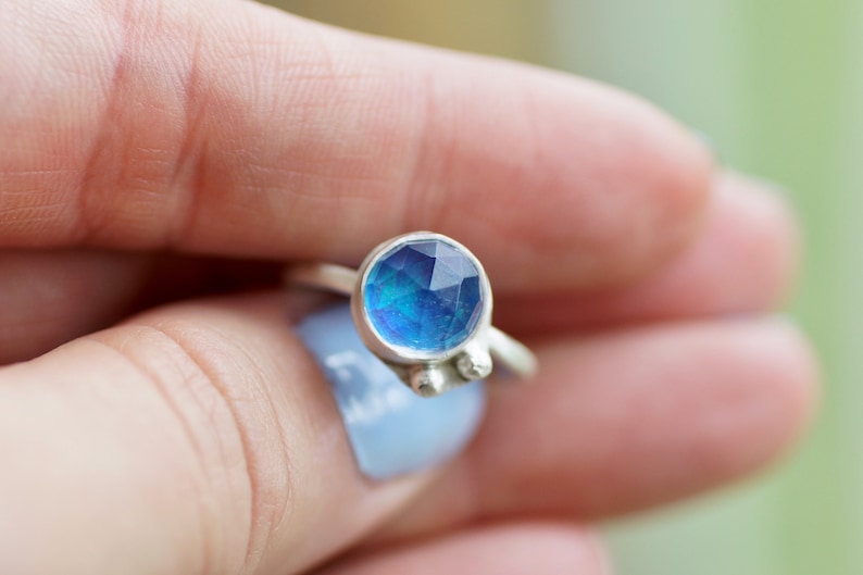 Bague opale aurore bleue Taille 5,5 Facetté Argent sterling image 2