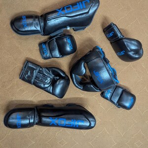 Personalized Real Leather Boxing Set Custom Pro Sparring Gloves & Head Guard - Handcrafted MMA Training Gear Boxing Gift for Men image 2