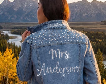 Giacca di jeans con strass e perle personalizzata per la sposa, giacca di jeans personalizzata per la signora, giacca di jeans personalizzata per la festa della sposa, giacche per la festa di nozze con strass