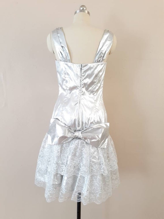 Vintage silver lamé drop waist 80s cocktail dress… - image 6