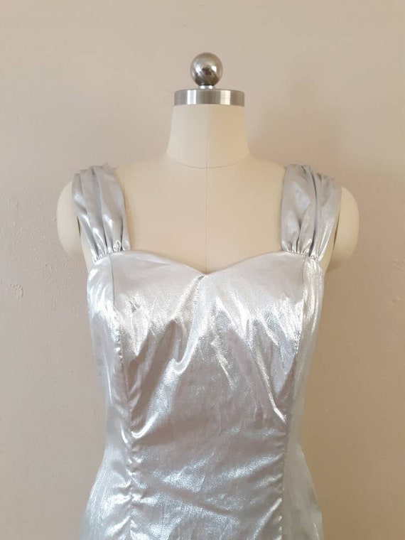 Vintage silver lamé drop waist 80s cocktail dress… - image 7