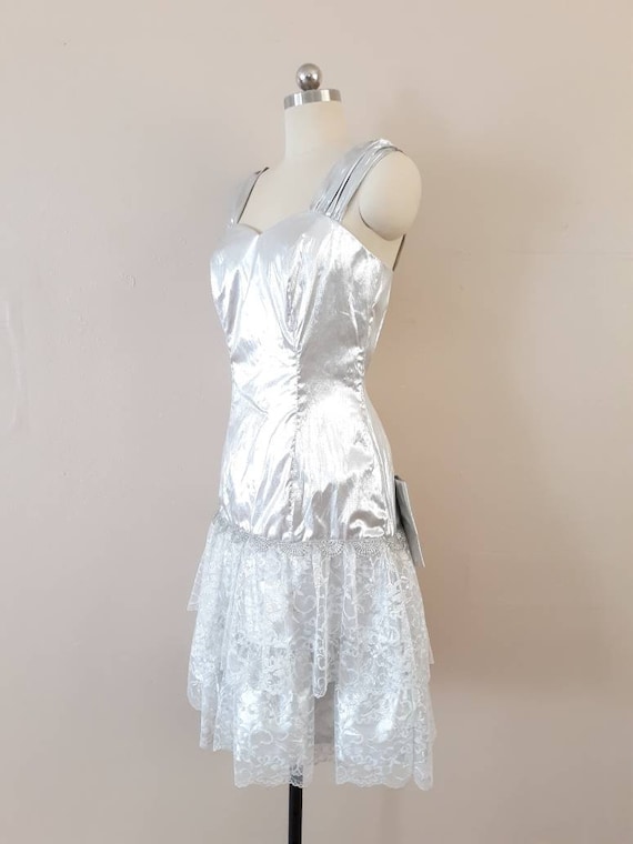 Vintage silver lamé drop waist 80s cocktail dress… - image 3
