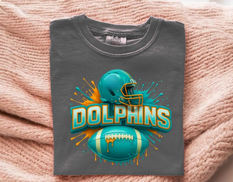 Transferencia DTF de fútbol con casco verde azulado, balón Splash Dolphin Team Spirit, listo para prensar, impresión adorable del día del partido en Miami para prensa de calor deportiva. imagen 2