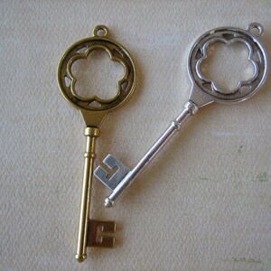 Large Skeleton Keys, Metal Keys, 2pcs Antique Silver & Gold Color Key Charms, 77mm Skeleton Key, Jewelry Supplies, Zardenia