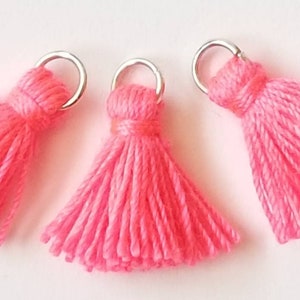 Tassels, Pink Tassels, Hot Pink Tassel, Small Cotton Tassels, Small Tassels, 3 pieces 15mm Tassel, TSL15-3