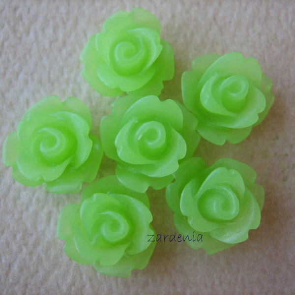 Green Roses, Mini Roses, 10mm Roses, Green Mini Rose Flower Cabochons, 10mm Mini Roses, Frosted Apple Green Mini Roses, Rose Cabs, 6 pieces