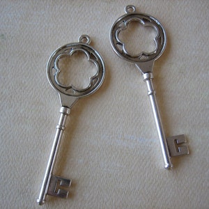 Silver Keys, Antique Silver Key, Key Charms, Key Pendant, Silver Key, Metal Key, Skeleton Keys, Large Keys, 77mm, Zardenia, 2 pieces