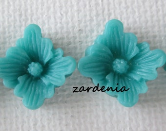 Turquoise Flower Cabochons, 12mm Turquoise Buttercup Resin Flower Cabochons, 12mm Square Matte Cabochons, 4 pieces, Resin Cabs, Zardenia