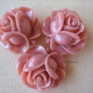 Flower Cabochons, 3pcs Rosebud Cabochons, 20mm Mauve Roses, Mauve Flowers, Resin Flowers, DIY Flowers, Jewelry Supplies, Zardenia