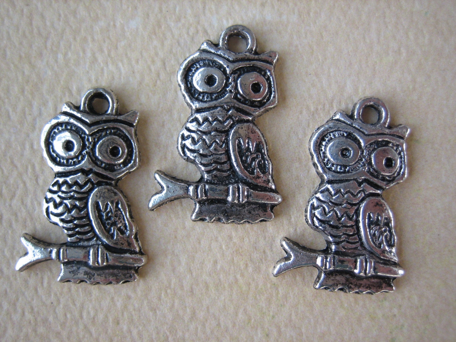 Owl Charms, Antique Silver Owl Charms, Owl Pendants, DIY Owl Charms, 3pcs Owl Branch Pendants, 21x12