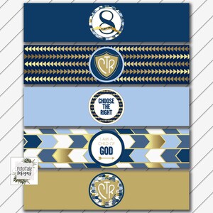 Puede incluir: Cinco etiquetas imprimibles para botellas de agua u otros recipientes. Las etiquetas presentan un esquema de color azul y dorado con patrones geométricos y texto. El texto incluye "CTR", "Elige lo correcto", "Soy un hijo de Dios" y "8º Grado".