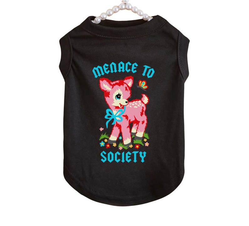Bonita camiseta retro punk para mascota con una amenaza para la sociedad imagen 1