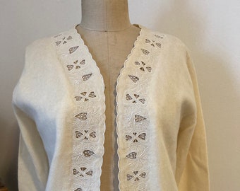 Vintage Cutwork Embroidered 1950s-60s Angora Cardigan Ivory Off White Scalloped Edges Hook and Eye Closure