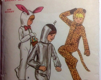 Vintage Pattern 1950s Style Girls Boys Leopard Space Man Rabbit Costumes Size 6