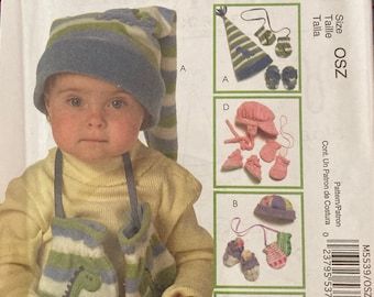 Sewing Pattern Infants and Toddlers Hats Mittens and Booties Winter Fall Accessories Uncut McCalls 5539 Polar Fleece Jersey 2007