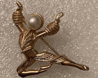 Vintage Classical Ballet Dancing Man Pin Gold Tone with Faux Pearl Accent Modern MCM Style Figural Dancer Brooch Sarah Coventry