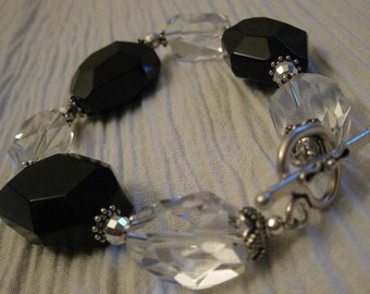 Facetted Quartz Crystal with Black Onyx Bali Silver Bracelet