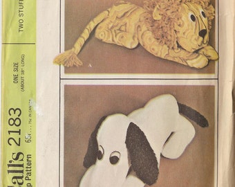 Vintage Sewing Pattern 1969 Stuffed Toys Lion and Beagle Snoopy Dog 1960s 18" Stuffies McCalls 2183 Retro Animals