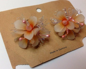 Vintage Delicate Pale Peach Frosted Lucite Flower Bunch Aurora Tinsel Clip On 1950's Earrings New Old Stock