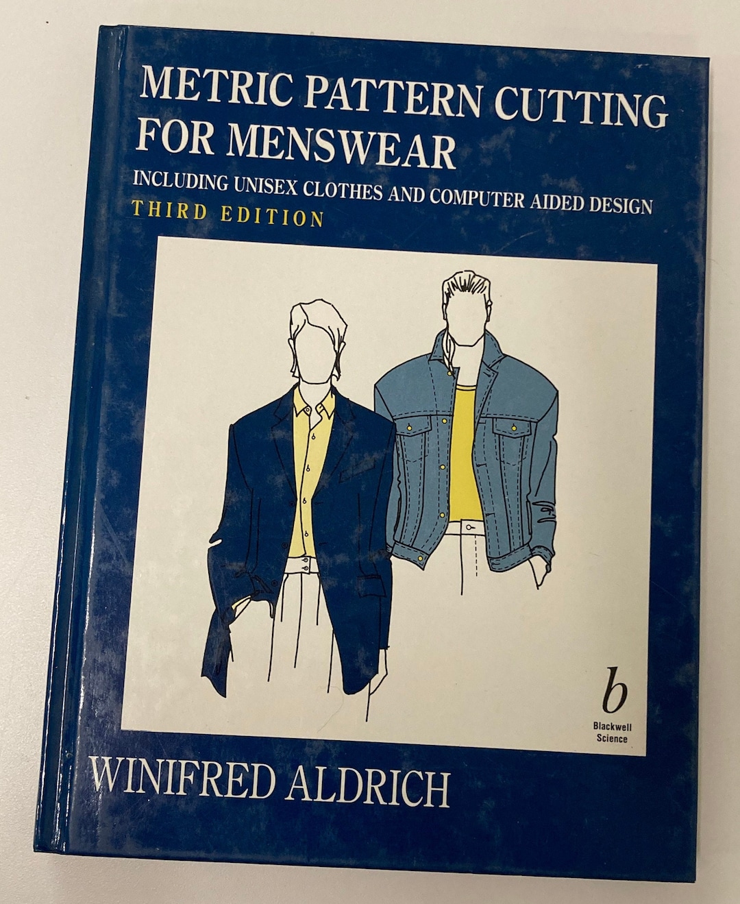 METRIC PATTERN CUTTING for Menswear Winifred Aldrich Book Third