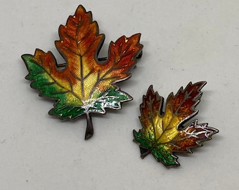 Vintage Fall Colours Enamelled Sterling Silver Maple Leaf Pins Pins Orange Gold Green Guilloche Small and Large Mother Daughter Pair