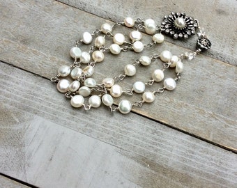 Pearl chain bracelet. White pearls.  Handmade wire wrapped jewelry