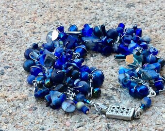 Stormy. fringe bracelet. Chain. Lapis lazuli.  Blue gemstone gift