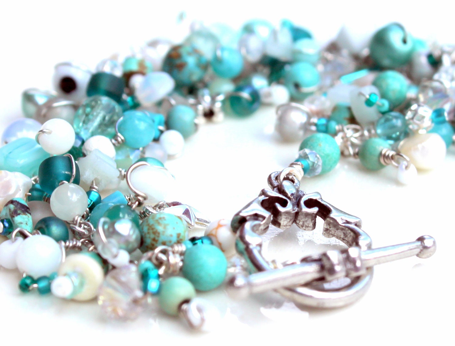 Fringe Bracelet. Uniquenecks Beaded Bracelet Teal and White Beads. Wire