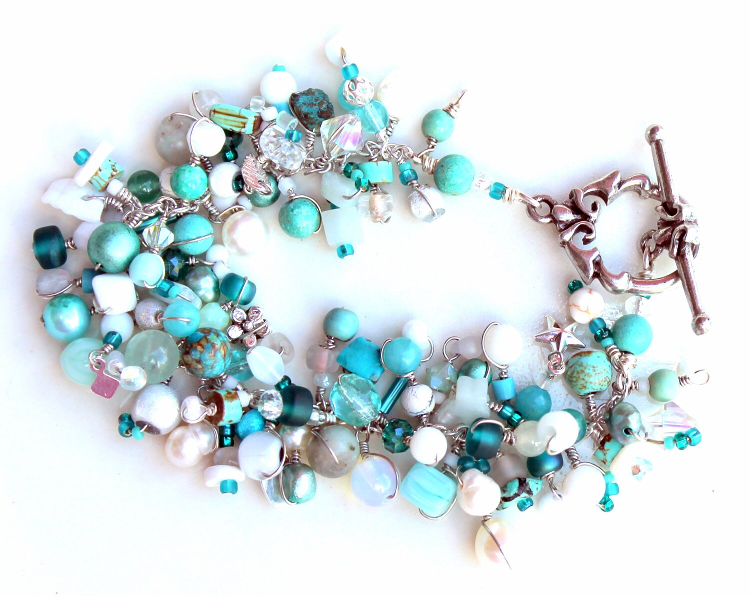 Fringe Bracelet. Uniquenecks Beaded Bracelet Teal and White Beads. Wire