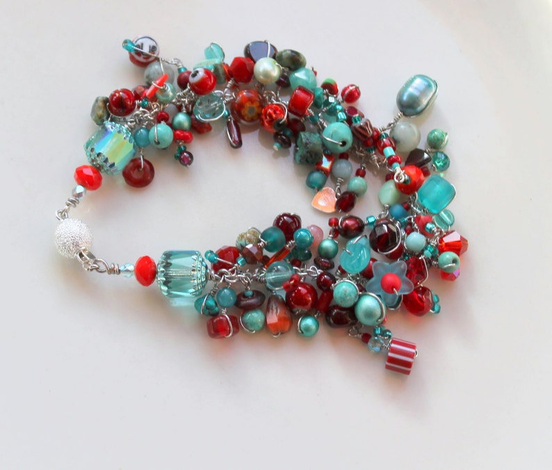 Red Turquoise Mint Wonder / Beaded Bracelet / Red Garnet Gemstones ...