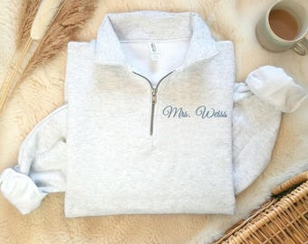 Sweat-shirt nuptiale avec fermeture éclair, quart de fermeture éclair brodé, cadeau de douche nuptiale, texte/logo personnalisé personnalisé, pull de fiançailles, cadeau de Noël