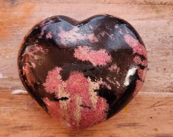 Rhodonite Heart – Emotional Healing & Compassion Stone (544g)