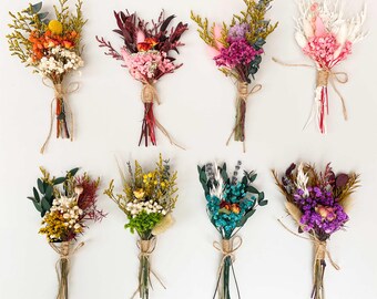 Christmas Dried Flower Bouquet with Custom Card, Mini Holiday Gift, Small Handmade Dried Flowers Present