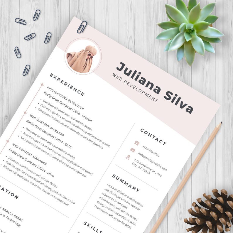 Model Cv Rose Modèle de CV 2026 ATS pour Word Pages Google Docs Canva Apple CV ...